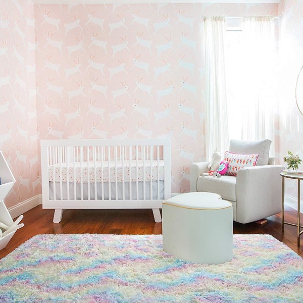 Tyttöjen matto makuuhuoneeseen Lastenhuone Ylellinen pörröinen, erittäin pehmeä sateenkaarialueen matot Söpö värikäs matto toddler taaperoille