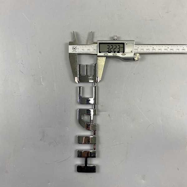 HIACE ABS Plastkrom Chrome Baklucka Nummer / Bokstav Logotyp Emblem Dekaler Bilstyling Biltillbehör Sida Dekaler
