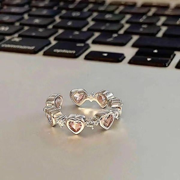 Kjærlighetshjerteformet diamantinnlegg Rings Fint håndverk Kvinneringer for bryllupsdag 1pc a