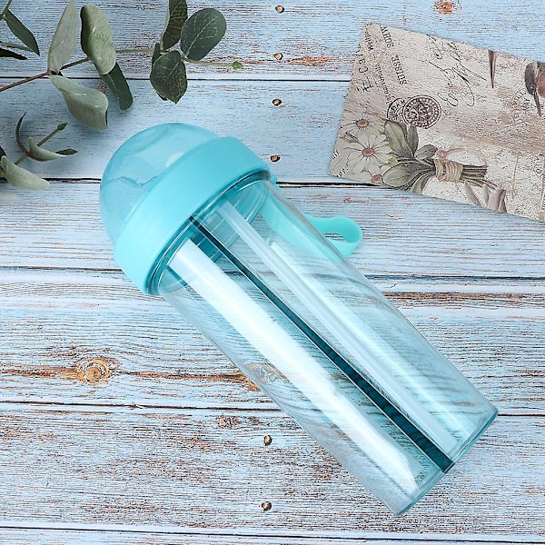 Kannettava ulkoilun matkustusurheilun vesipullo 600 ml - kaksoiskäyttö, kaksi pilliä