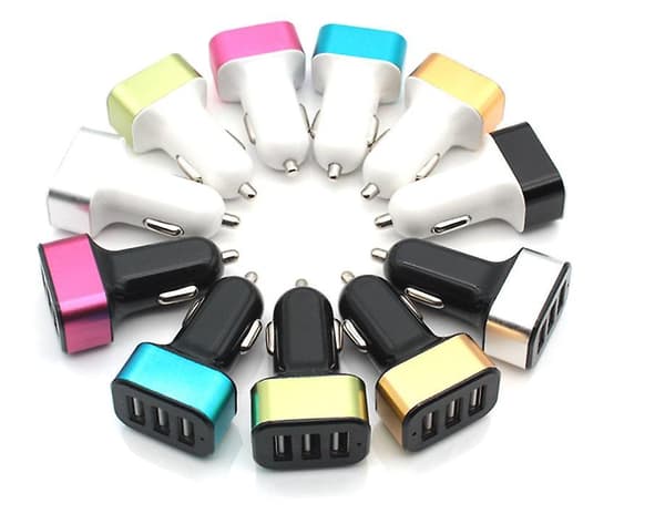 3 USB firkantet telefonbillader
