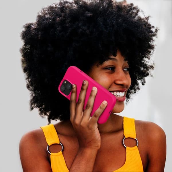 iPhone 15 cover – Ultra-tynd silikone cover, blød berøring, stødresistent design – Fluorescerende pink