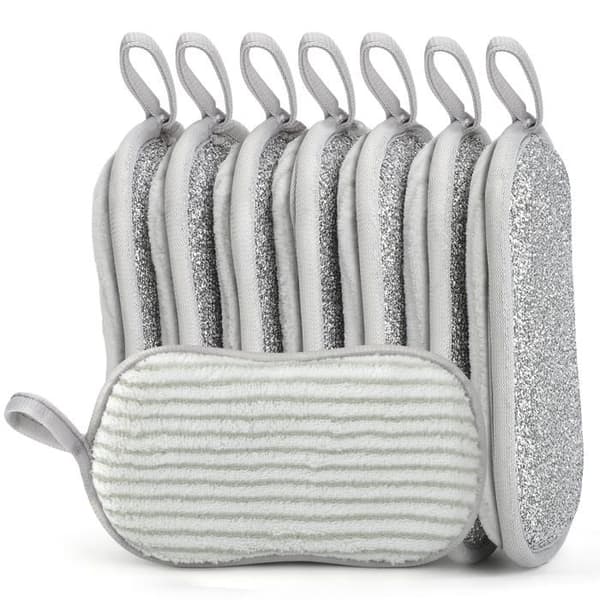 Et sæt med 8 dobbeltsidede opvaskesvampe, lavet af vaskbart mikrofiber, ridsefrit og holdbart (9,5 * 16 cm).