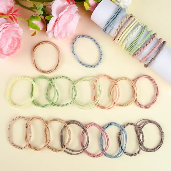 Sæt med 28 flettede hårelastikker i boheme-stil og elastiske armbånd