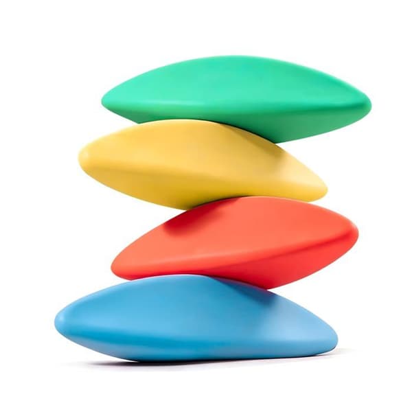 Triangulär suddgummi, utan rester, ergonomisk design för ett bra grepp, paket med 8.