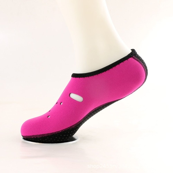 Water Shoes Aqua Socks RED L