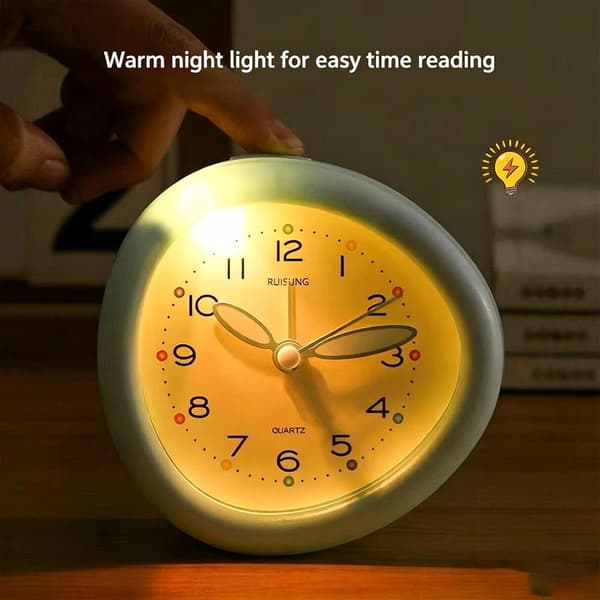Høj analogt vækkeur til tunge sovende batteri grøn