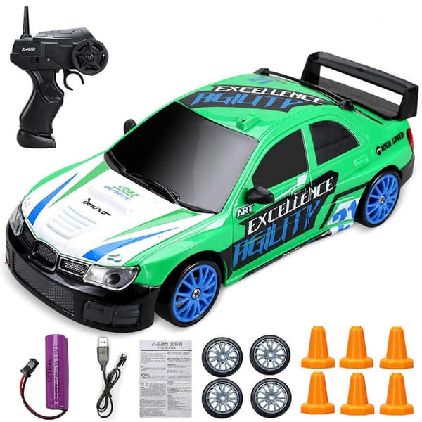 RC Drift Car, 15 km/h Scratch-Resistant Lightweight Rechargeable Low-Friction Remote Control Car Green