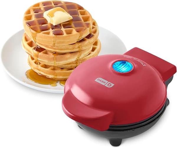 Mini Waffle Maker, Compact Non-Stick Breakfast Sandwich Maker for Waffles, Pancakes, Hash Browns and Quick Snacks, 220V