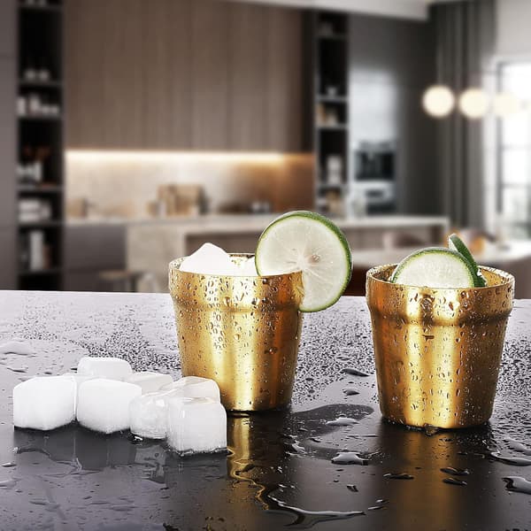 (Sæt med 4, Guld) Rustfri stålkrus (175ml) Børstet metal Dr,