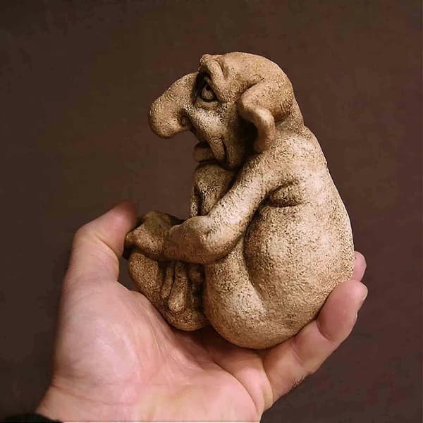Gargoyle-statyett i harts, gotisk gargoyle-trädgårdsfigur