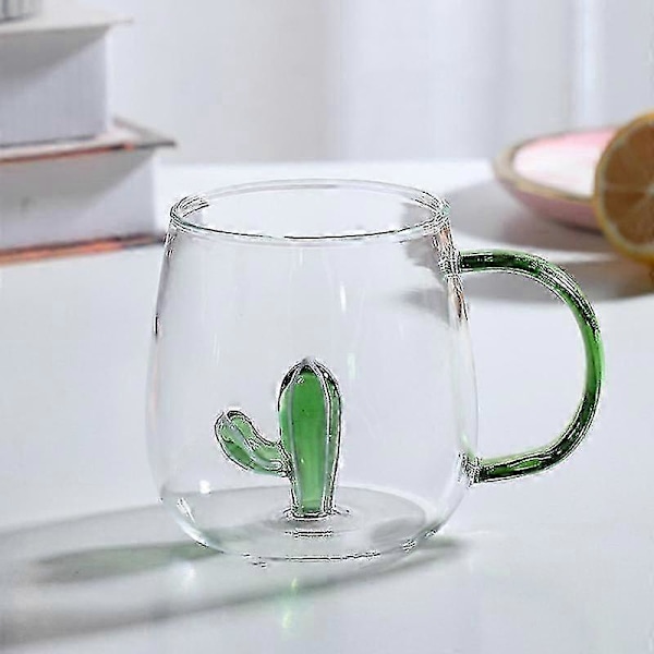 Transparent Tredimensionell Vattenkopp i Färgat Glas med Litet Djurmotiv
