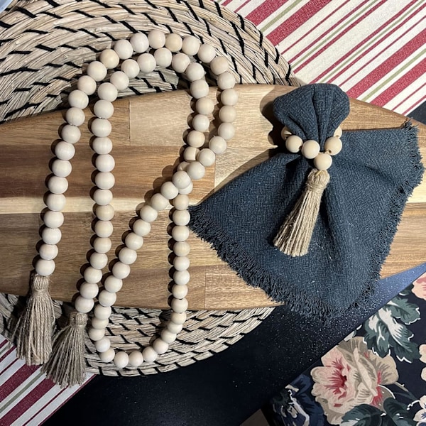 Set med 6 lantliga boho trä-pompom servettringar, pärlade elastiska med bönsvedpärlor väggdekoration träpärla