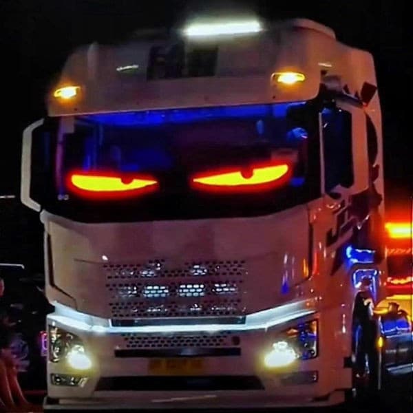 LED Devil Eyes Billys for lastebil tilpasning 70x173mm Universal passform