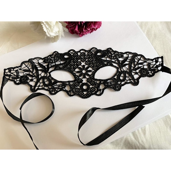 2025 Senaste Modell Dam Maskeradmask Spets Ögonmask Halloween Sminkfest Svart