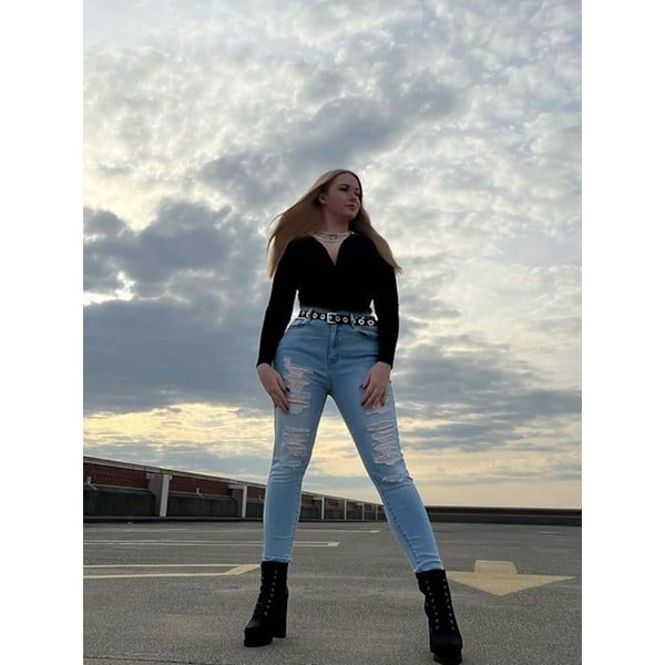 2025 Senaste Modell Dam Djup V-ringning Långärmad Rynkad Unik Sexig Slim Fit Crop Top T-shirt