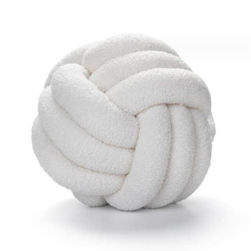 Handvävd lammullspompomkudde, vit, 28 cm