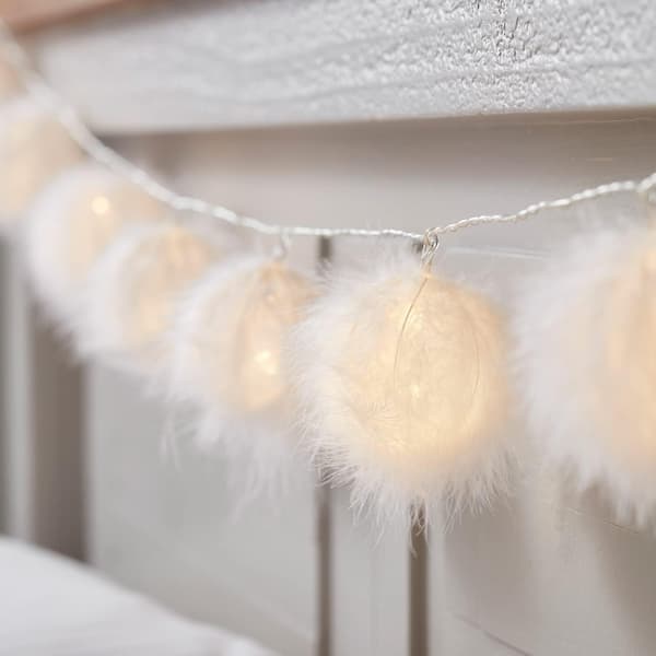 4fun 10 LED ljusslinga, fluffiga bollar, timer, batteridriven, inomhus