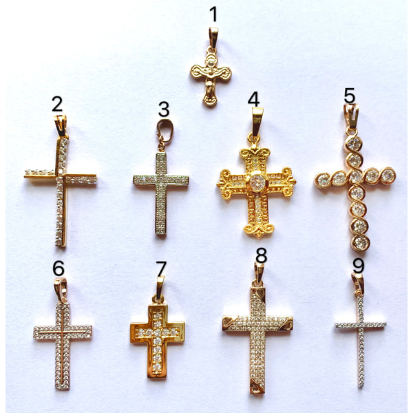 Kors halsband med 18k guldplätering (Kedja ingår)