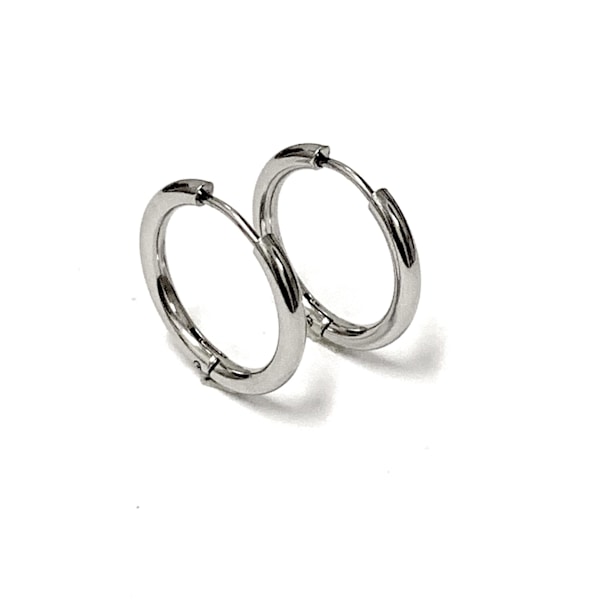 Ringar/creoler örhängen i Kirurgiskt Stål. Innerdiameter 16mm