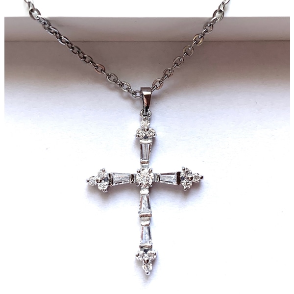 Halsband med Kors hänge(kedja ingår)(NO.7)