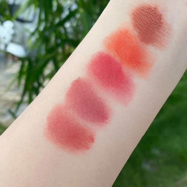 Matte Red Lip Gloss Set for Lips Makeup Long-Lasting Water Mirror Glaze New D9 One size fits all