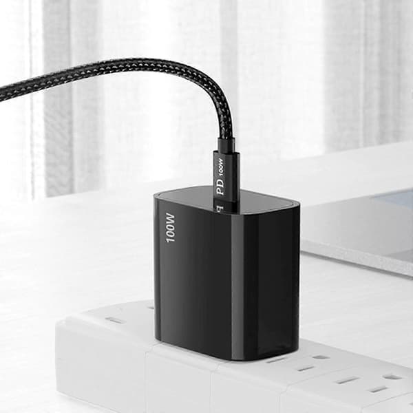 Nylon Braided USB C Cable PD100W Charging Cable for Laptops and Electronics Low Heat Control Power Supply Cable 4.0x1.7