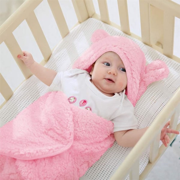 Söta Bebisartiklar Nyfödd Plysch Barnkammare Swaddle Filtar Mjuka Spädbarn Flickor Kläder