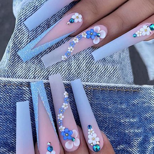 Två förpackningar med nagelplåster med flera mönster att välja mellan Flame Heart nagelplåster Jelly-lim med gnuggremsor kan återanvändas