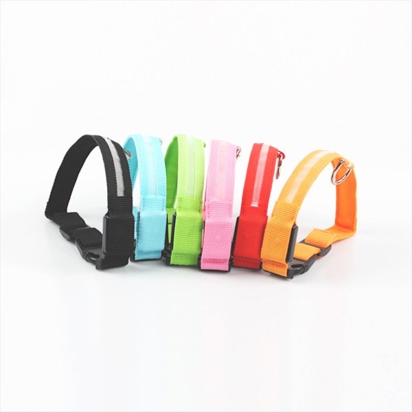 LED-hundekrage USB-oppladbar lysende hundekrage justerbar TPU-kjæledyrkrage