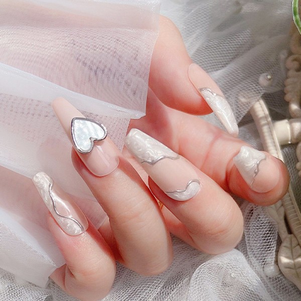60 st Nail Art 3D Dekorationer Hjärtaformade Nagelstenar och Stenar för Akrylnaglar Manikyr Smycken Nagelstenar Nail Art Charms för Kvinnor