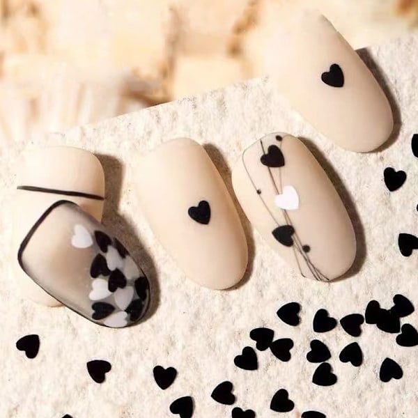 2 Påsar Hjärta Nagelkonst Dekaler Hjärta Nagelglitterflingor Glimmande Sekviner för DIY Nagelkonst Dekorationer
