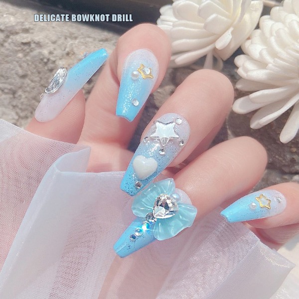 18st 3D rosett Nagelberlocker,Crystal Heart Bowknot Nagelstenar,Blanka Diamanter Nagel Strass Nageltillbehör,Rosett Harts Nail art Nail DIY