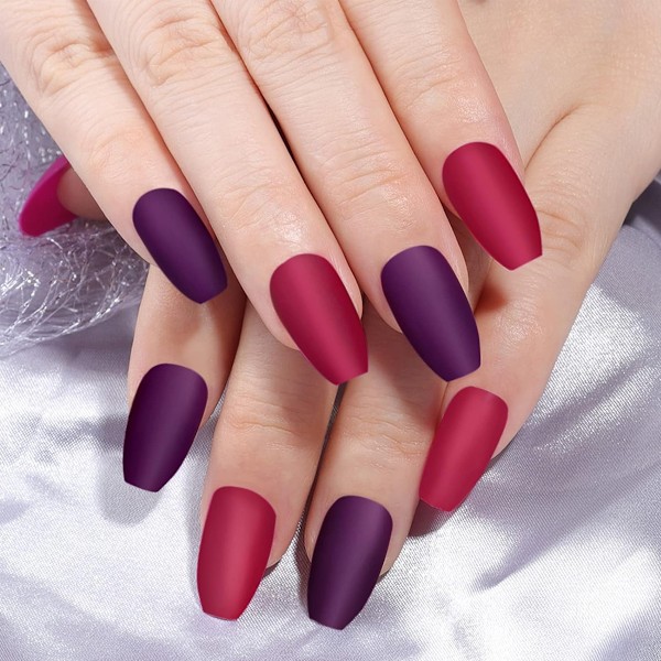 Naglar helt täckta med färgade nagelspetsar, 576 konstgjorda naglar, långa balettkonstgjorda naglar, nagelkonstdekaler DIY konstgjorda naglar