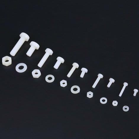 150-delars sortimentssats med skruvar, bultar, muttrar, brickor och underlägg i vit nylon, M2, M2.5, M3, M4, M5
