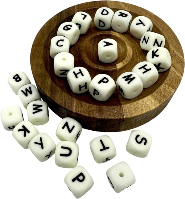52PCS Luminous A-Z Letter Focal Silicone Beads 52PCS
