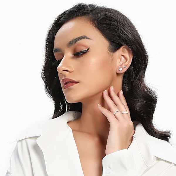 Dam 14K Guldpläterade CZ Stud Örhängen Simulerade Diamant Runda Kubiska Zirkonia Örhängen Set (5 Par)