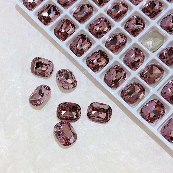 40 st Nail Art Rhinestones, Nailstenar, 3D Flera Former Platta Bak Siden Nail Kristaller Diamanter för Nail Design, Glittrande Nail Pärlor för DIY Hantverk Makeup