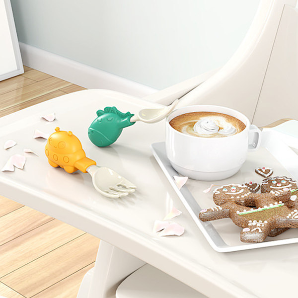 Bebisgaffel och skedset med bärbar låda, träningsutrustning för självmatning, barnporslin