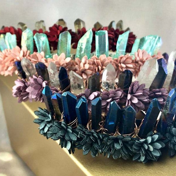 Mångudinnans Krona Rå Kristallkvarts Tiara Sjöjungfrukrona Bröllop Fairy Rave Huvudbonad Festival Hårband