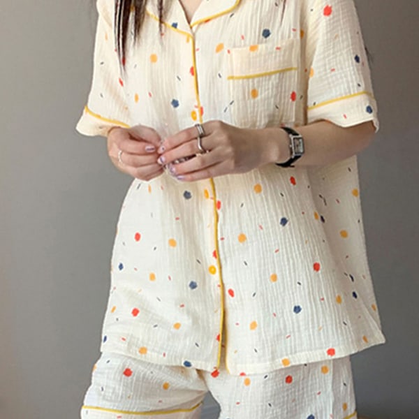 Kortärmade Pyjamas med Nedvikt Krage och Knappar, Lös Passform, Mjukt och Andningsbart, Damsovkläder Set för Sommar, Färgglada Prickar, XL