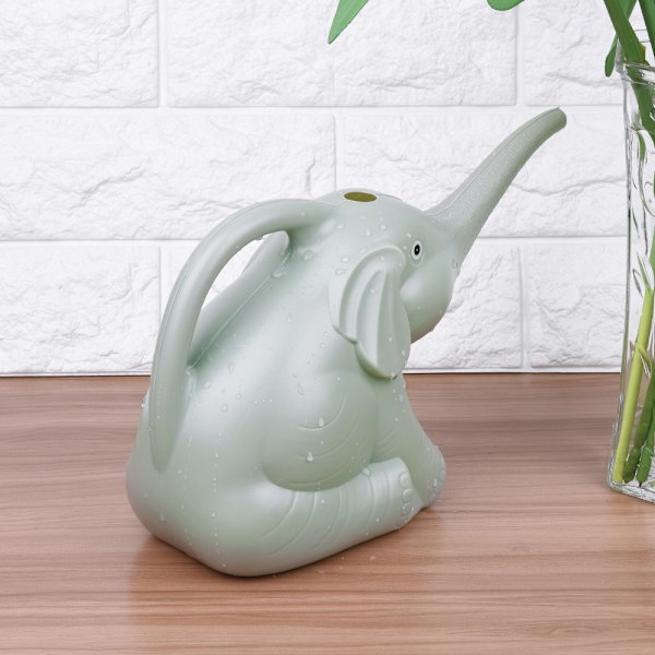 Creative Elephant Shape Plastic Watering Can Pot Garden Plant Flower Irrigation (Light Green)