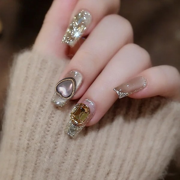 10 Metalliska Nageldekorationer Retro Metalliska Nagelsmycken DIY Dekorativa Nagelkonst