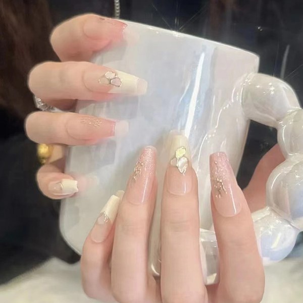 Långa tryckta naglar, Medium Coffin-form, Nagelkonst med 3D Lyxdesign, Återanvändbara Falska Naglar, 10 st med Relaterat Nagelset, 4 Storlekar