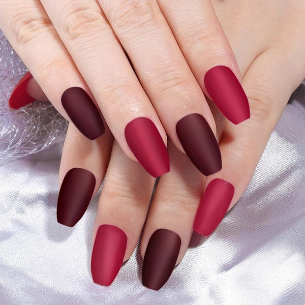 24-pack 576 matta nagelpressar, medium längd, medium kista falska naglar full set, akryl korta balett falska nagelspetsar, nagelkonst DIY