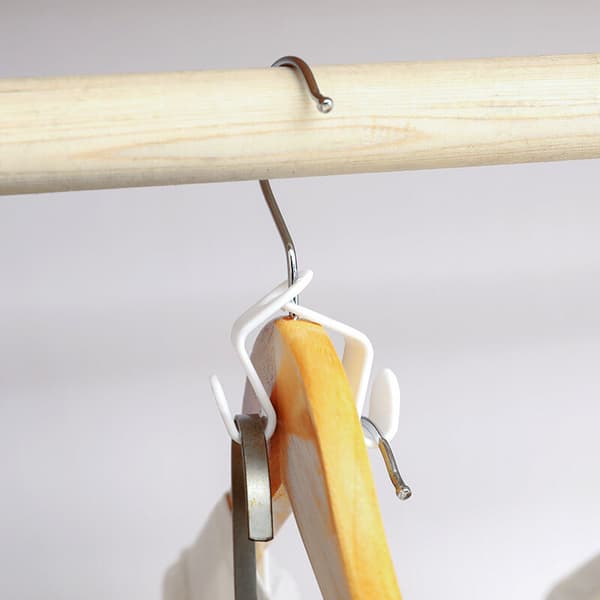 Space-saving Hanger Connector Hooks, Plastic Hanger Hooks for Clothes, Perfect for Saving Space in Your Wardrobe, 24 Pcs