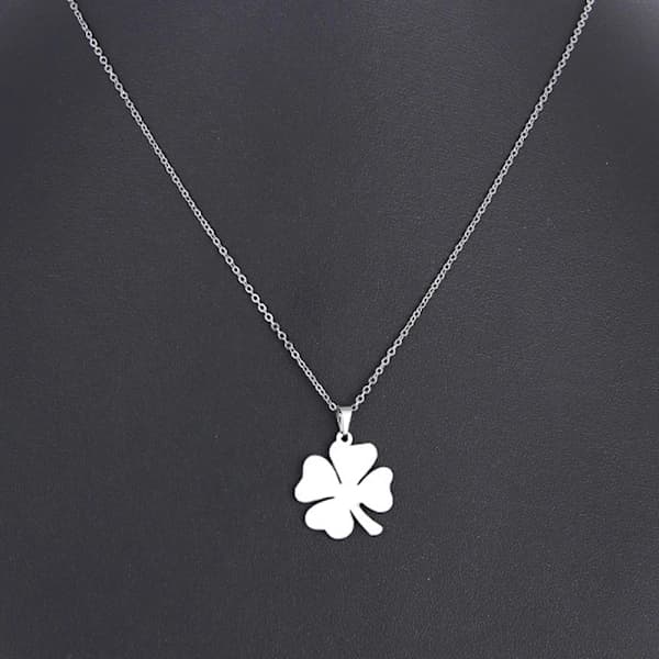 Stainless Steel Four-Leaf Clover QD Necklace, Simple Personalized Necklace