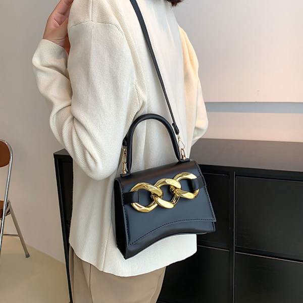 Yksi olkapäällä kannettava klassinen käsilaukku keinonahkainen clutch-laukku sopii naisille treffeille ja päivittäiseen liikkumiseen