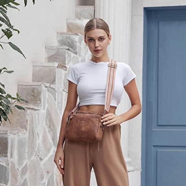 Käyttökelpoinen olkalaukku, PU-nahkainen crossbody-laukku naisille leveällä hihnalla, pieni olkalaukku naisille, vetoketjullinen puhelinlaukku olkalaukku