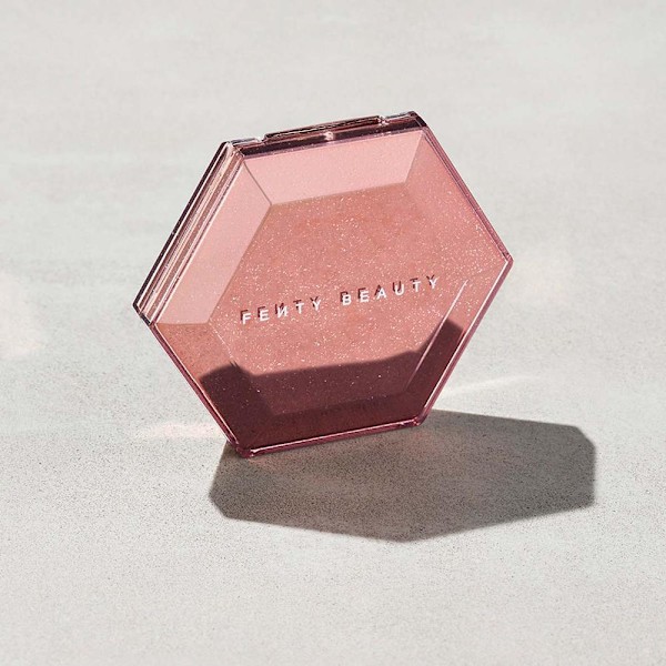 Fenty/Beauty Glitter Pearlescent Highlight Powder Utslätande Highlighter Ansiktsmakeup Kosmetika